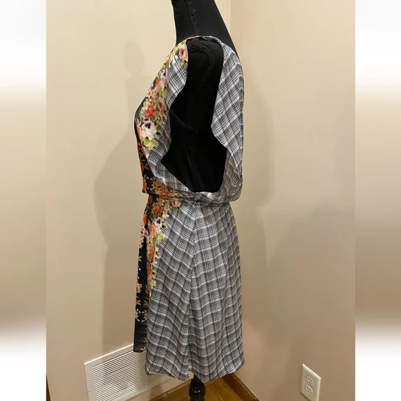 Candie's Orange and Black V-Neck Sundress - Picture 3 of 6